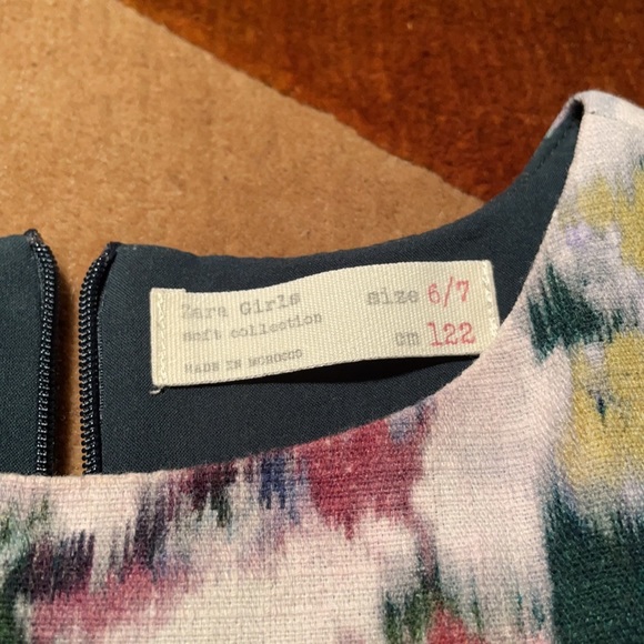 Zara excellent condition dress! NWOT barley worn! - Picture 2 of 3